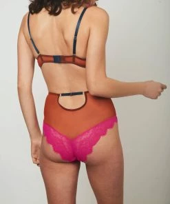 New π Dora Larsen π© women Natalie High Apex Underwired Bra β¨ 9 New π Dora Larsen π© women Natalie High Apex Underwired Bra β¨ -Melissa Odabash Sales Store 309a12c0f81f45ada1e41336fb6b8512 1080x